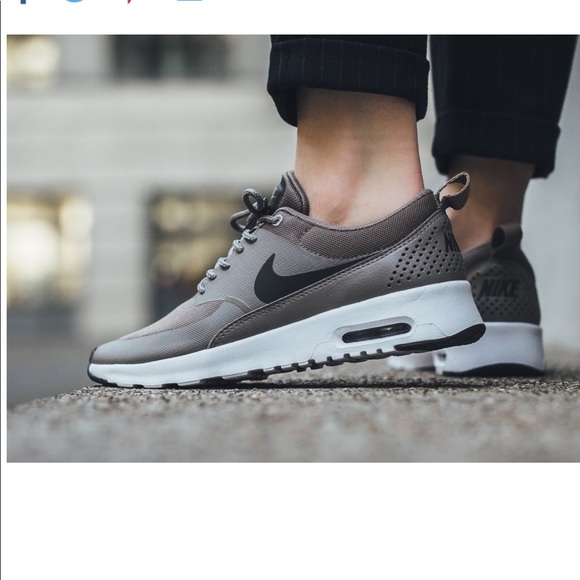 nike air max thea 7.5